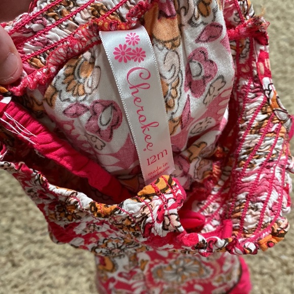 Little Girls dress - Picture 2 of 3